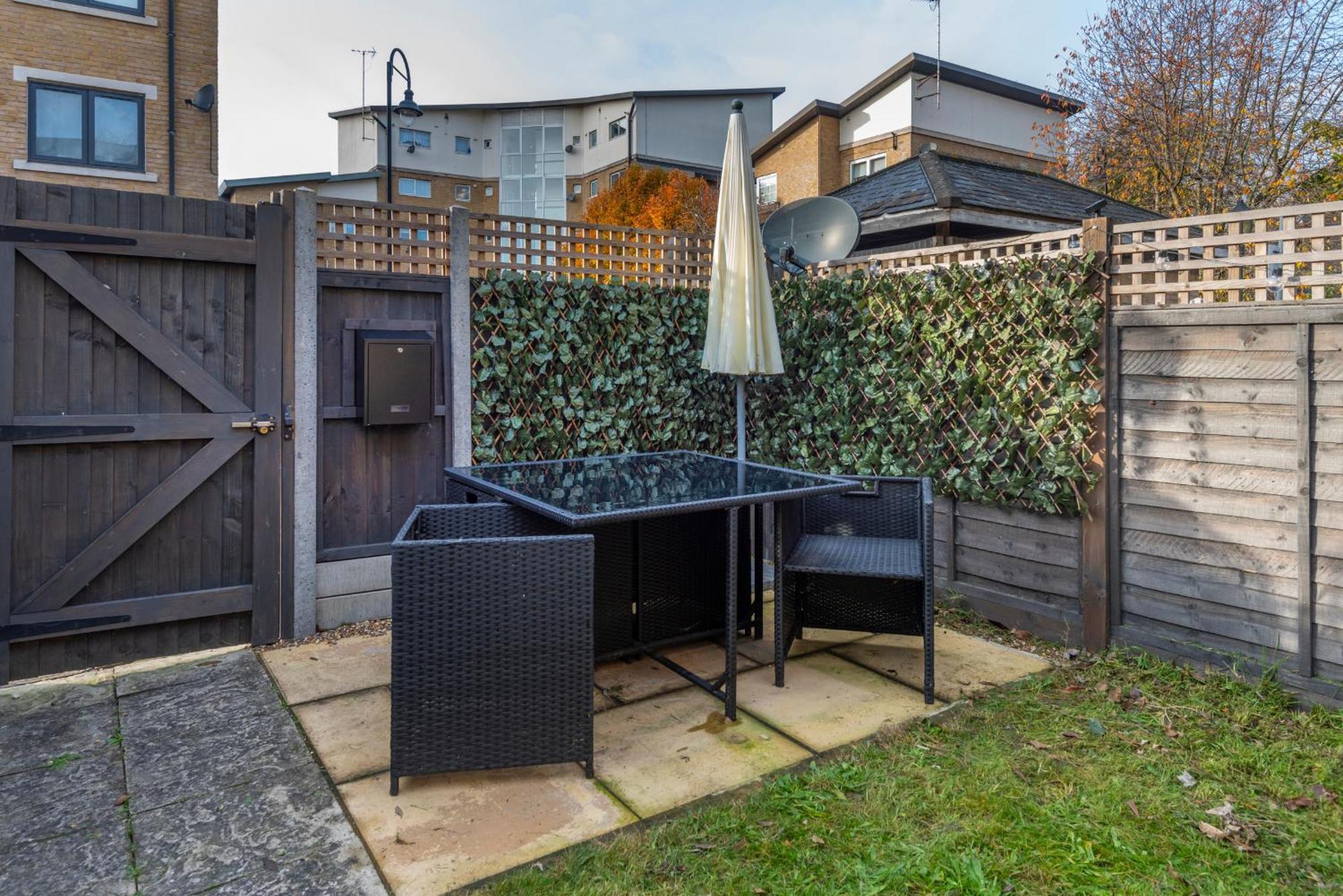 2 Bed Town House With Garden In Hackney, London 아파트 외부 사진